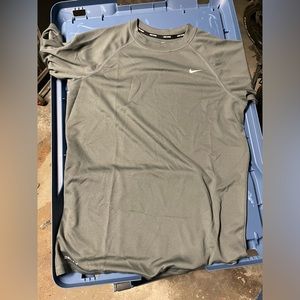 Nike Swim T-Shirt - Dark Gray